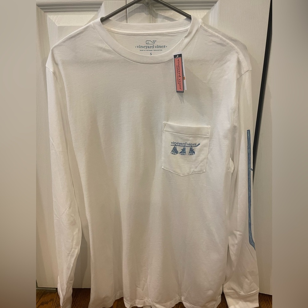 Vineyard Vines white Long Sleeve Men's Tee in Small NWT